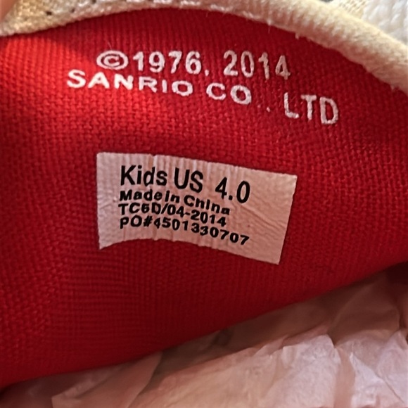 Vans X Hello Kitty Limited Edition 2014 Low Top Kids Sneakers size 4 - Picture 5 of 16